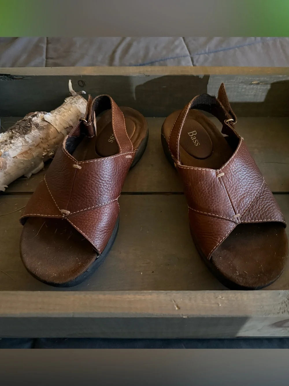Bass Women's Brown Leather Cross-Strap Sandals